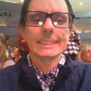 Meet your Posher, Robert